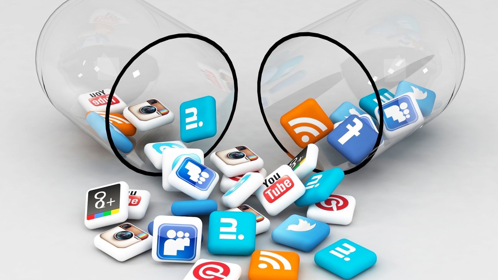 Social Media Marketing Advantages and Disadvantages in 2024